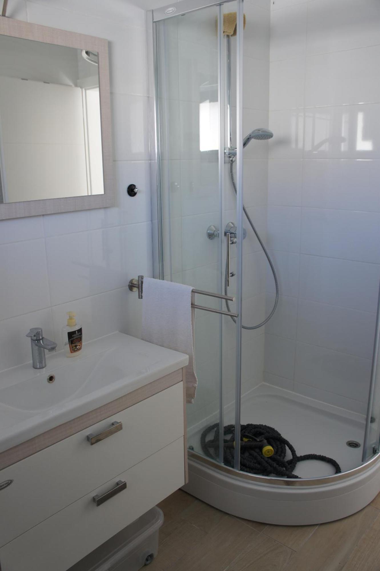 Apartment White Vantacici Dış mekan fotoğraf